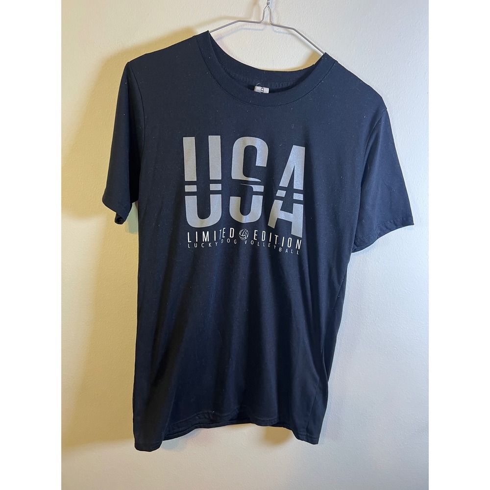 Gildan Mens T-Shirt Lucky Dog Volleyball USA Graphic Black Small